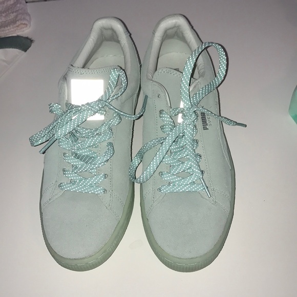 mint green puma shoes